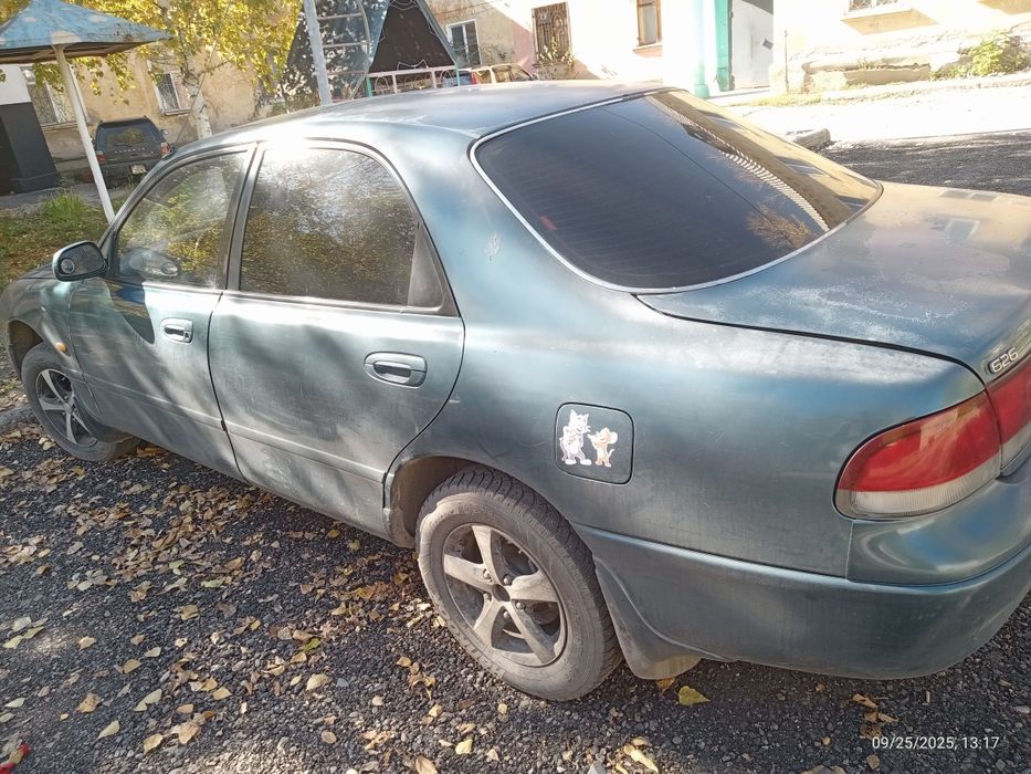 Продам Мазду кронос 92 года выпуска.