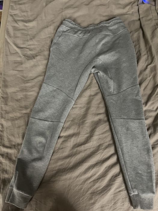 Nike tech fleece old season