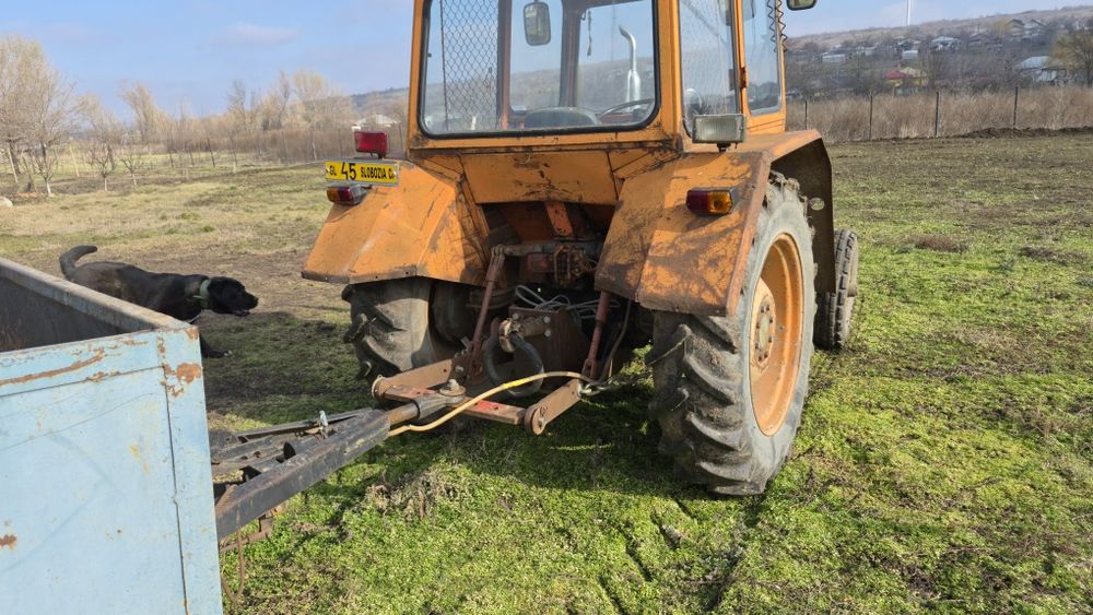 Doua vand  u445 in stare perfecta de funcționare