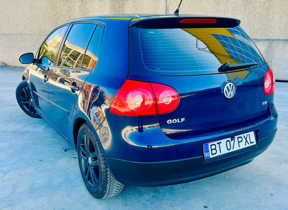 VW Golf 5  1.4 TSI 122 CP benzină evacuare dublă sport  2008