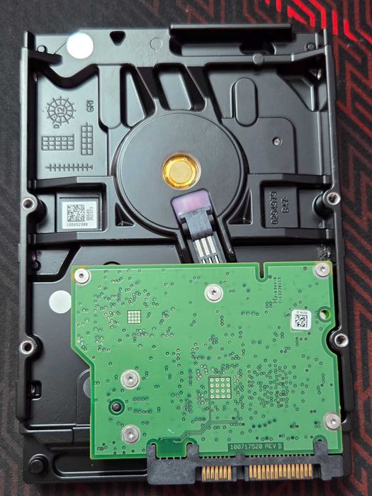 HDD: Seagate Barracuda 1TB - ST1000DM003 - 7200RPM - 3 броя