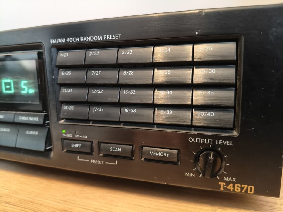 Tuner Onkyo T-4670