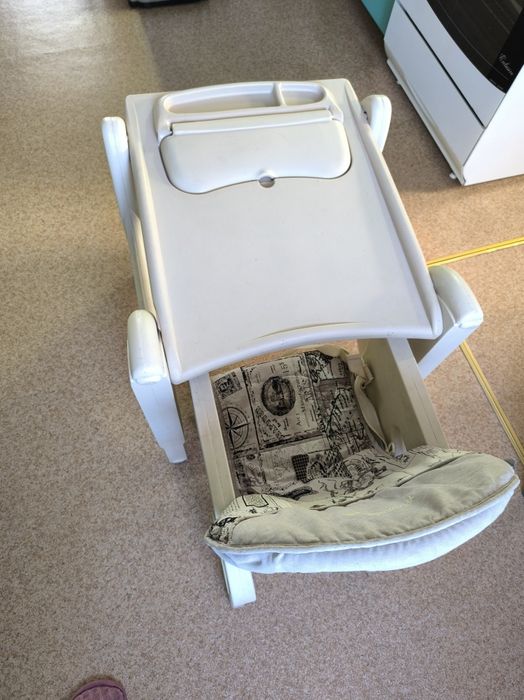 Столик для кормления