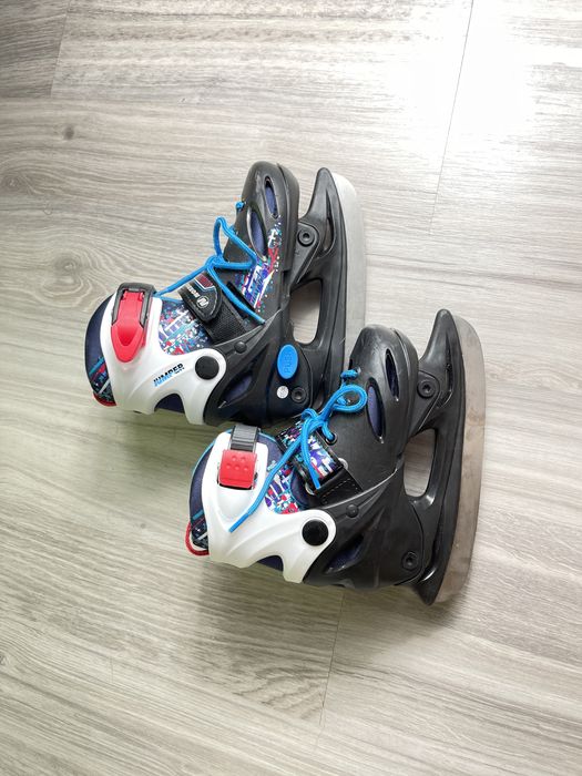 КОНЬКИ в отличном состояни !