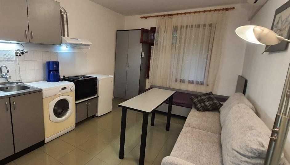 Дава се под наем Едностаен апартамент в Пловдив, Център - 45 кв.м за 188.7 € - Снимка #1