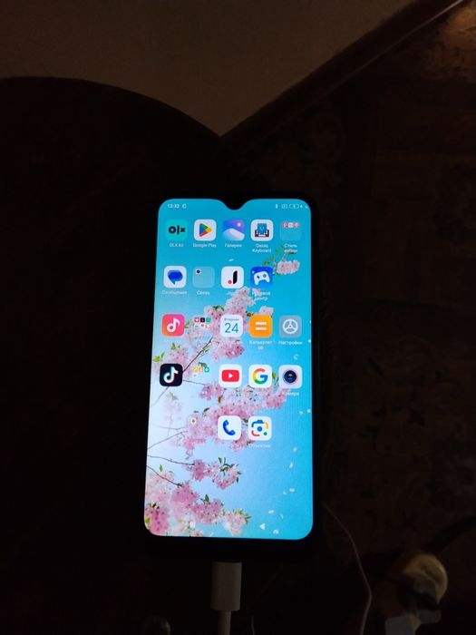 Продам два телефона ксиоми