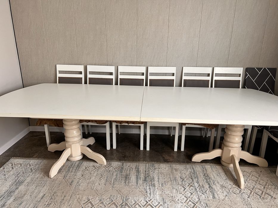 Продам стол 3,5 метра в разложенном ввиде