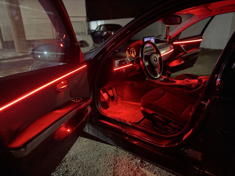 Lumini Ambientale Auto – Transformă-ți Mașina!