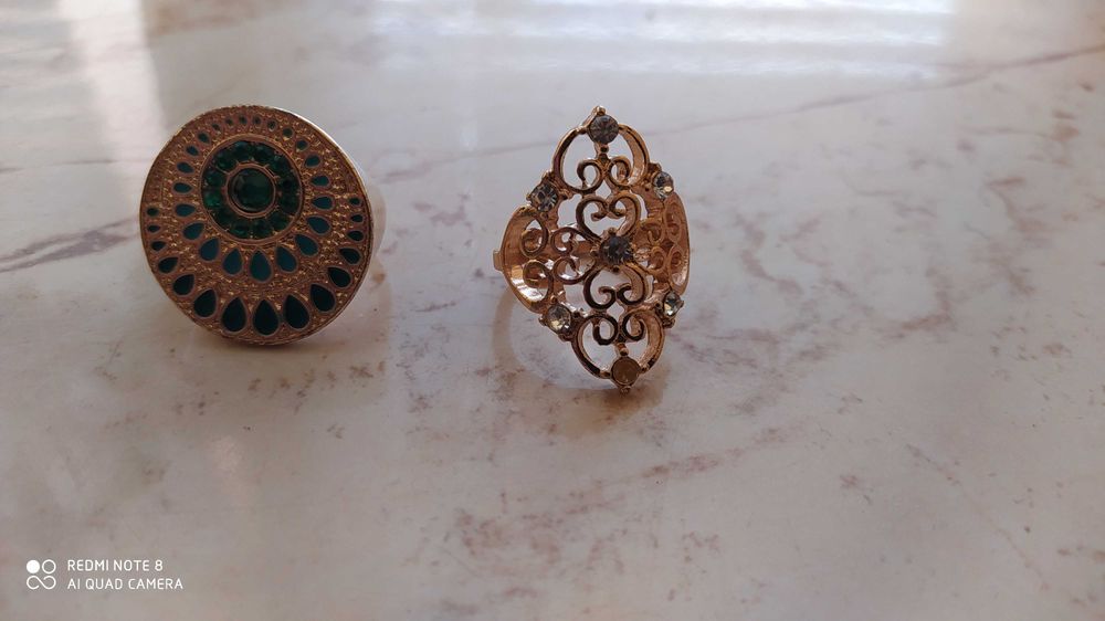 Пръстени с камъни