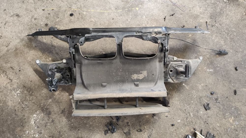 Маска за бмв е46