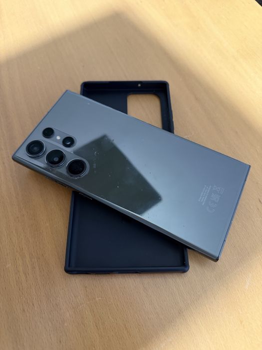 Samsung S23 Ultra 12/512