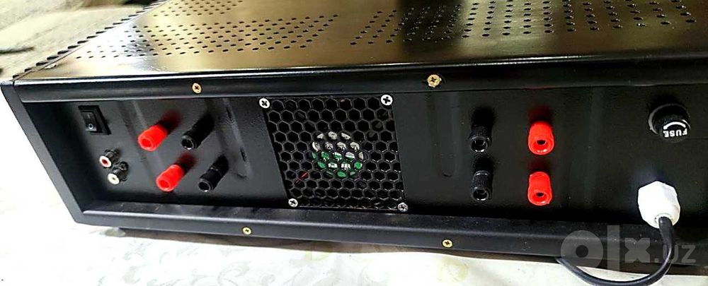 Стереоусилитель HL Hi-Fi 400W — НОВЫЙ