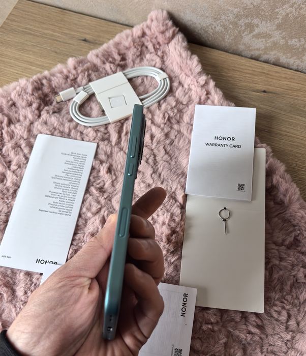 Honor 400 lite в гаранция!