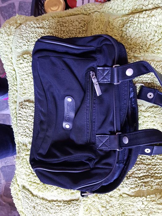 Продавам дамски чанти