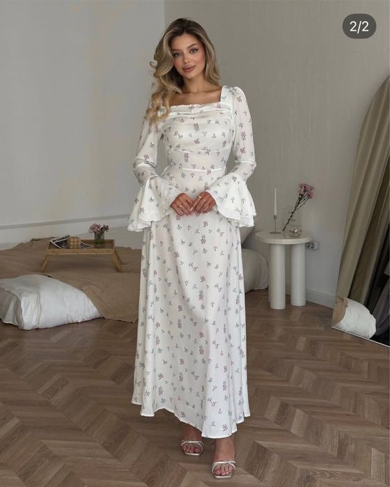 Продам Новое платье