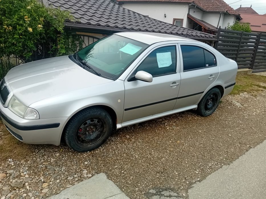 De vanzare skoda octavia 1.6 benzina