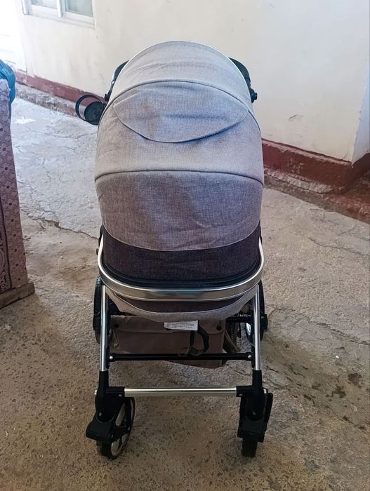 Каляска сотилади