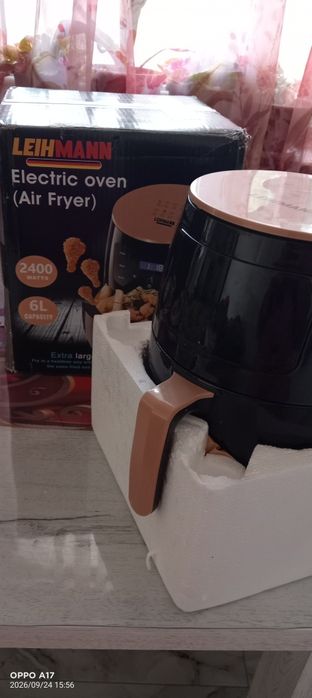 Se vinde Air Fryer