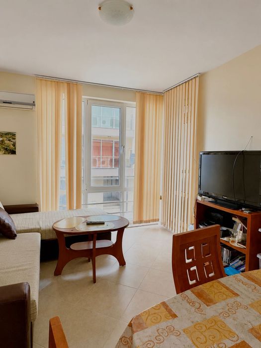 Продава се Двустаен апартамент в Поморие - 61 кв.м за 1804 €/кв.м - Снимка #4
