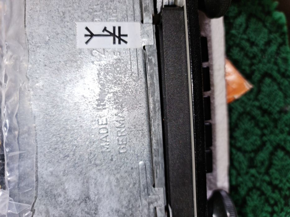 Ретро авто радио Becker monte Carlo sport