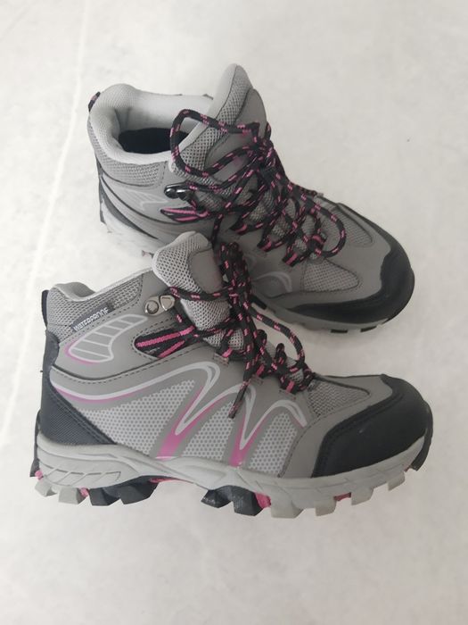 Зимни водоустойчиви