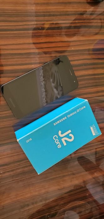 Продаётся телефон J Core 2 Samsung