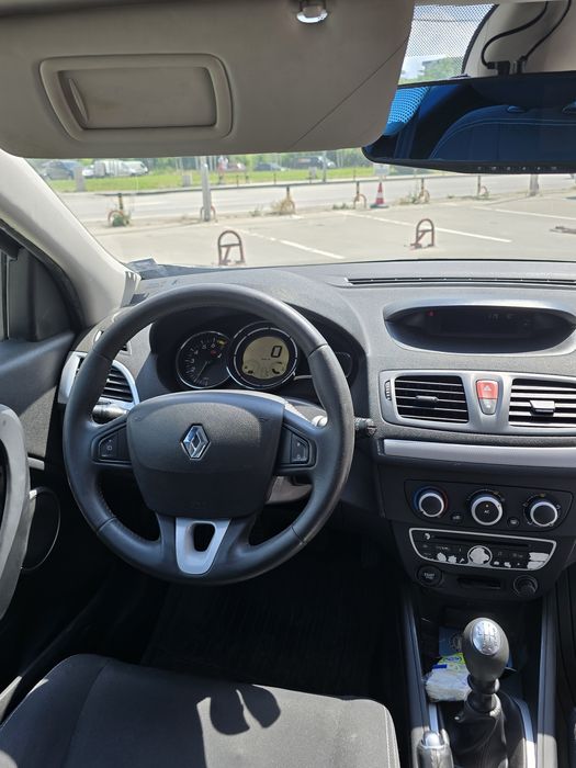 Лек автомобил Рено Меган( Renault Megane) 1.6 2009г бензин/газ