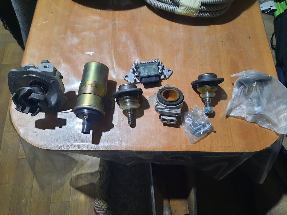 Продам запчасти на ваз карбюраторный