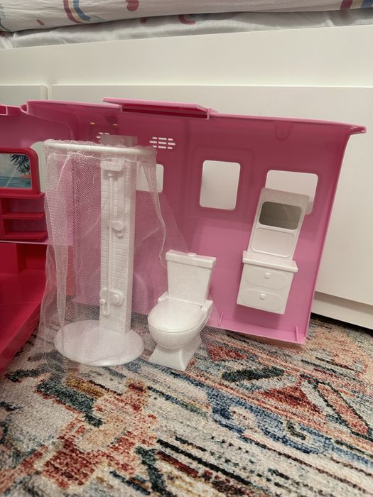 Rulota papusa Barbie