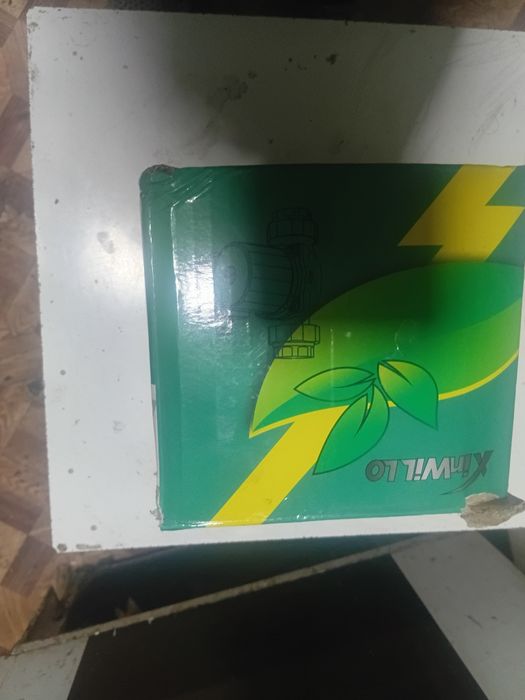 Продам поверхностный насос.