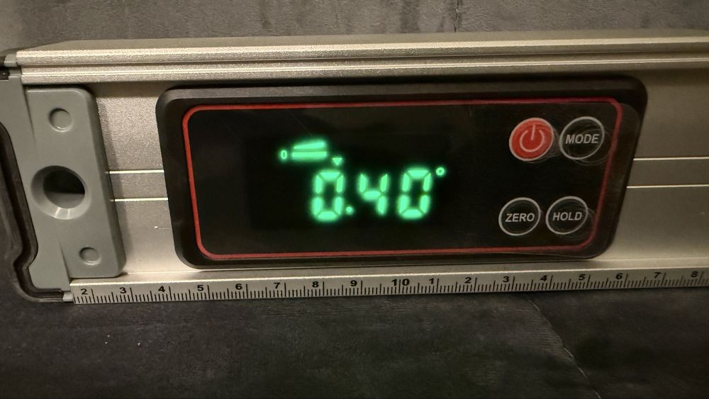 Електронен нивелир 30см