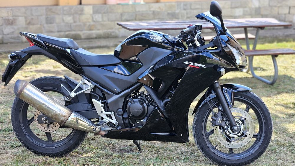 Honda CBR 300 RA