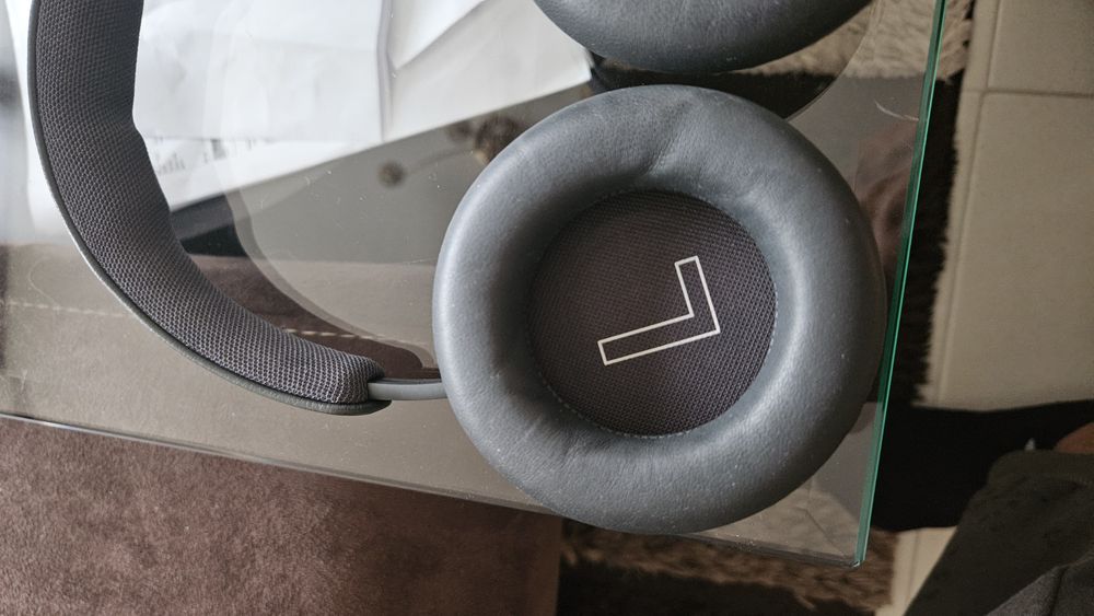 Слушалки Bang & Olufsen HX
