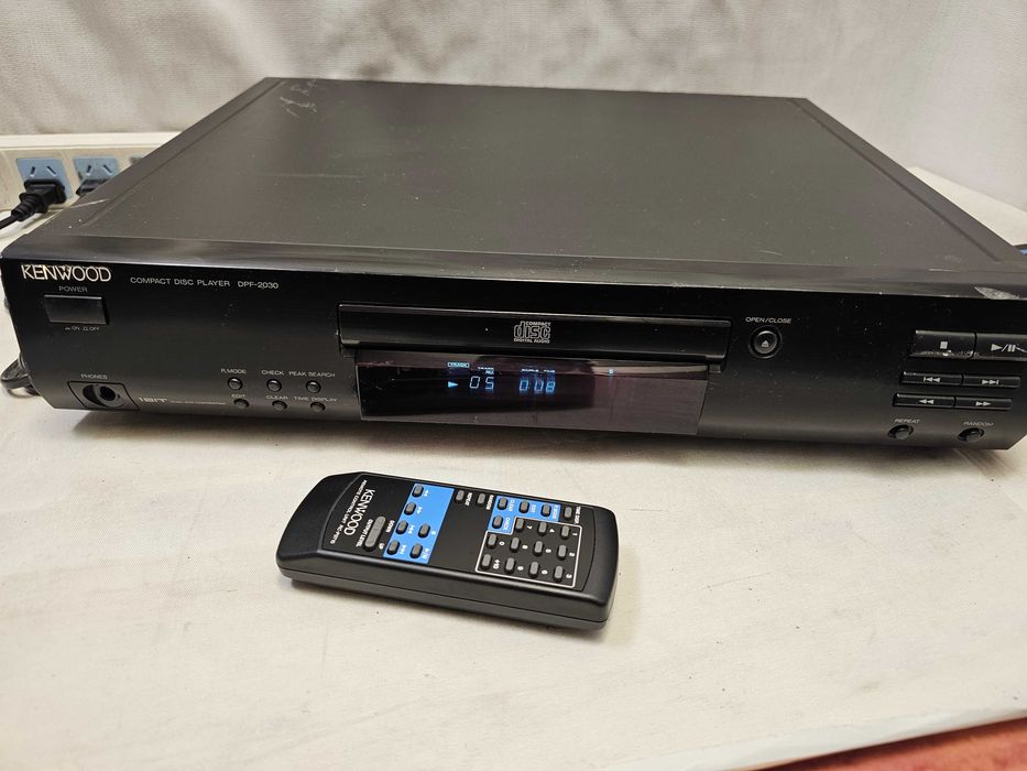 CD Player Kenwood DPF-2030 - Telecomandă Originală RC-P0715 - Ieșire Optică