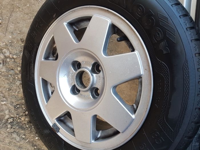 4 бр Джанти+гуми 4Х100 Volkswagen перфектни