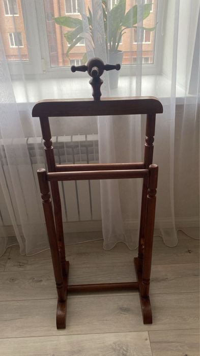 Вешалки напольные