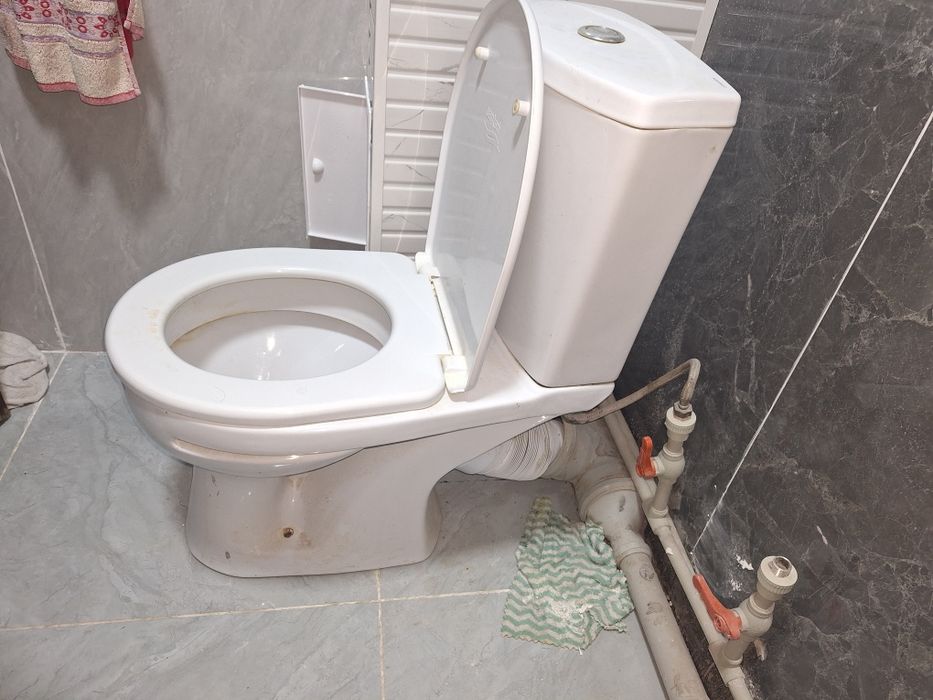 Унитаз хорошем состоянии