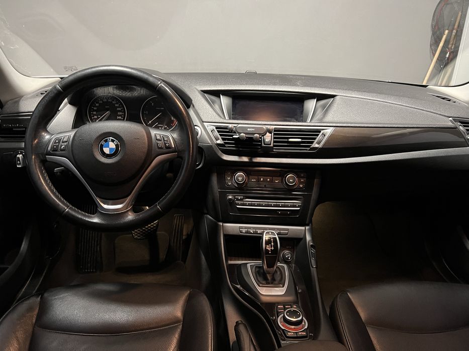BMW X1 2013 — imagine 5