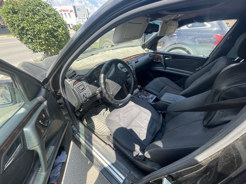 Продам мерседес w210
