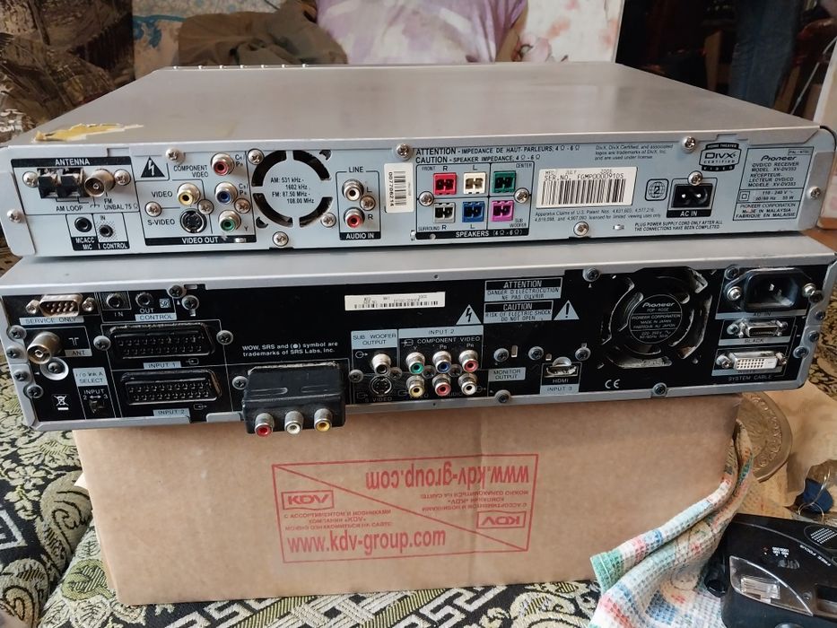 Продам телевизор Пионер оригинал.