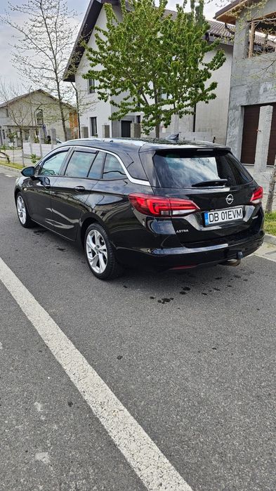 Vând Opel Astra K Innovation