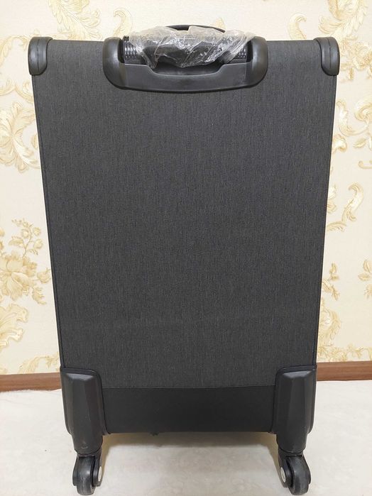 Продается чемодан