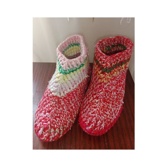 Etikcha pyatki rang barang 37 38 o'lcham 2-х слойная пряжа