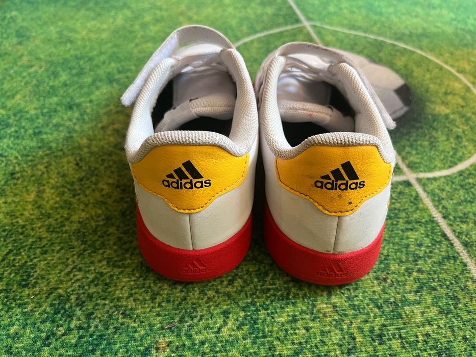 Детски маратонки Adidas Disney