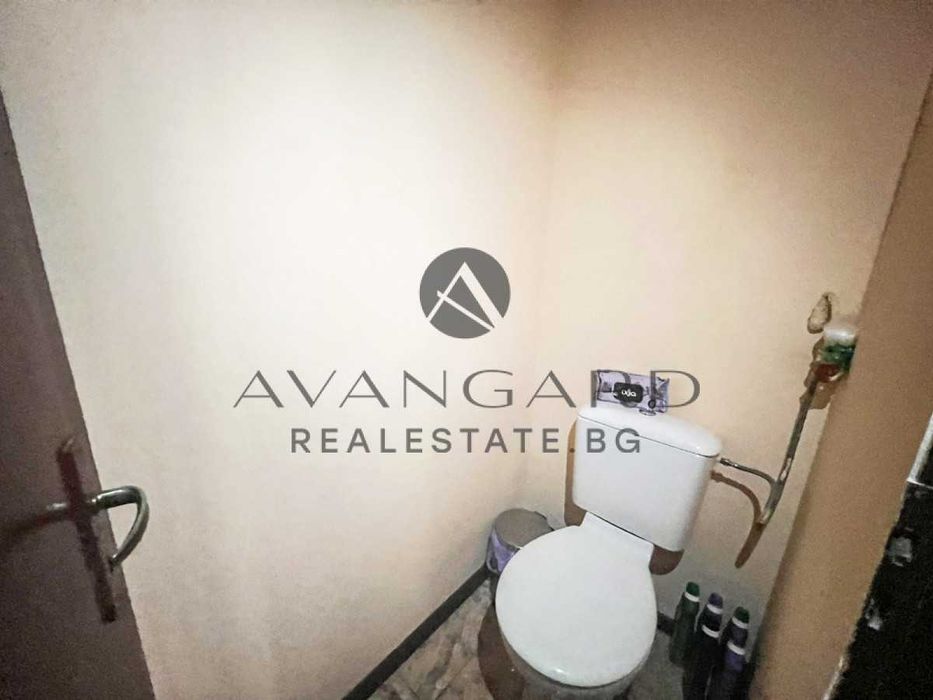 Продава се Тристаен апартамент в Пловдив, Тракия - 69 кв.м за 924 €/кв.м - Снимка #5