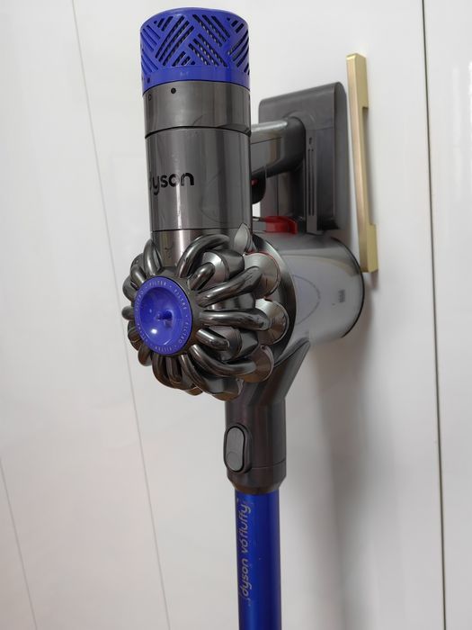 Dyson V6 Fluffly