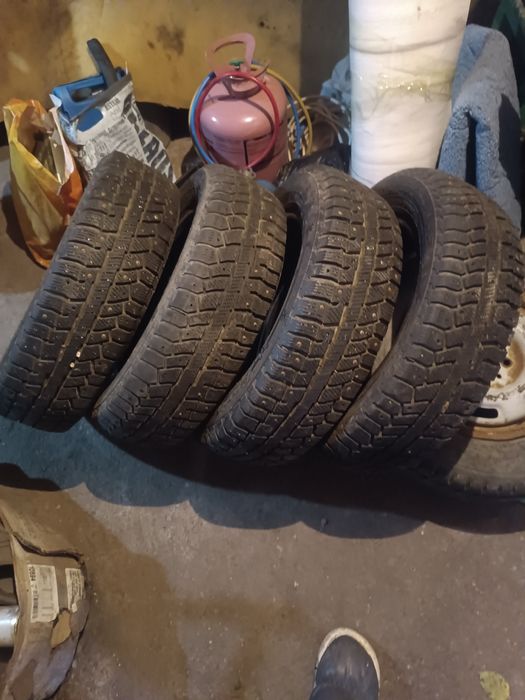 Комплект зимней резины