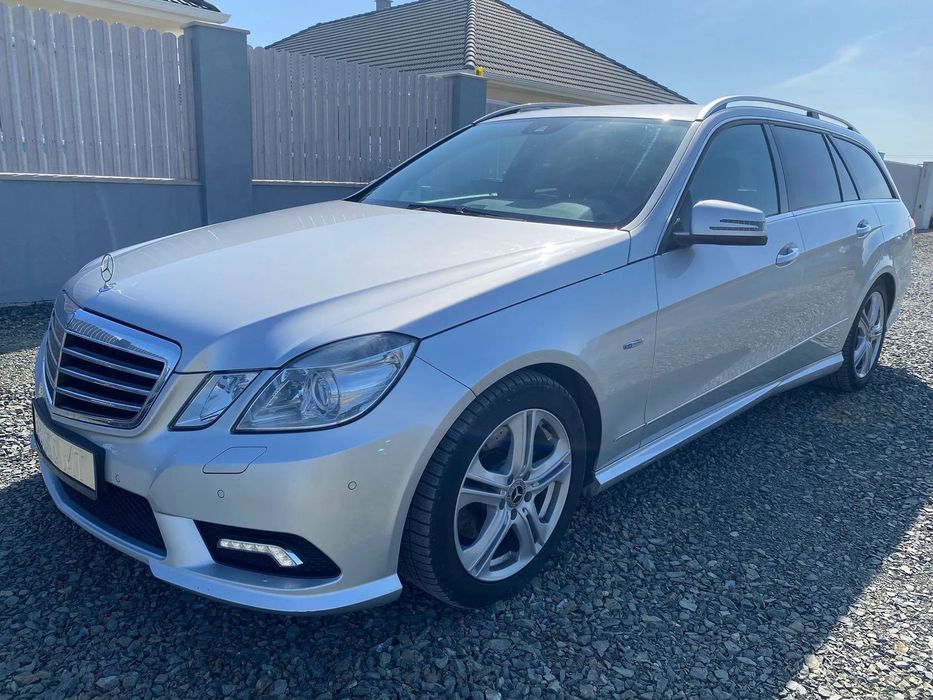 Mercedes-Benz E E 350 d 4Matic T AMG - KM Reali - stare foarte buna, 2 randuri de roti