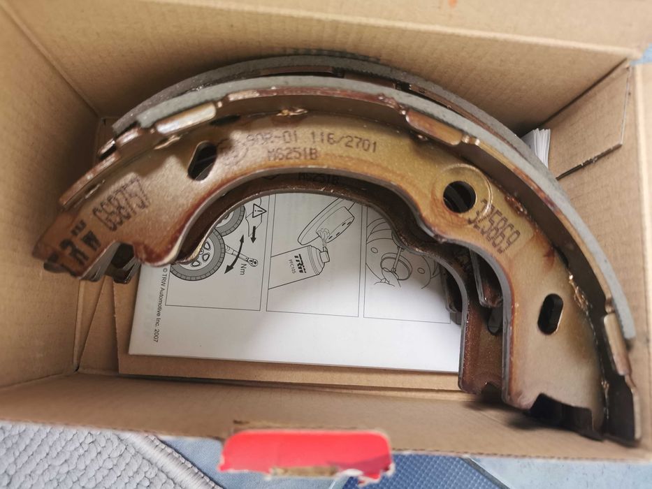 Vand set 4saboti frana de mana TRW GS8757