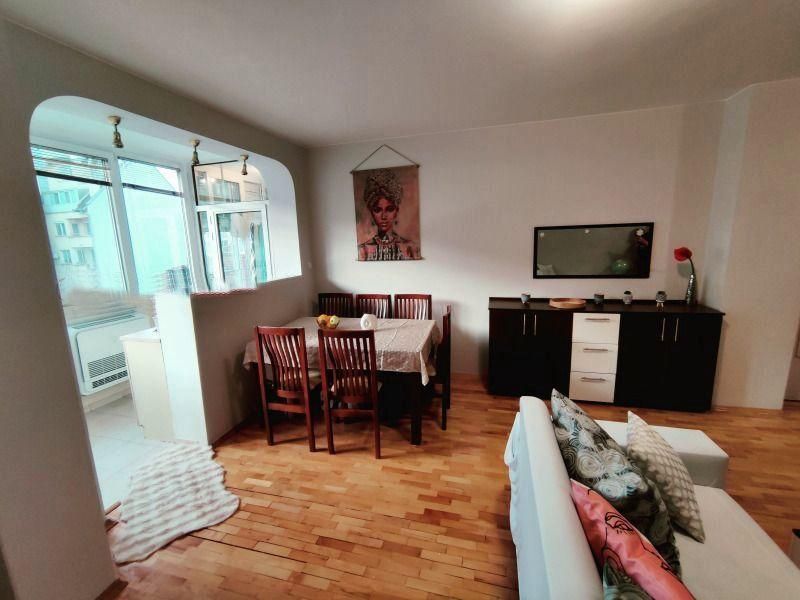 Дава се под наем Тристаен апартамент в София, Хладилника - 103 кв.м за 825 € - Снимка #4